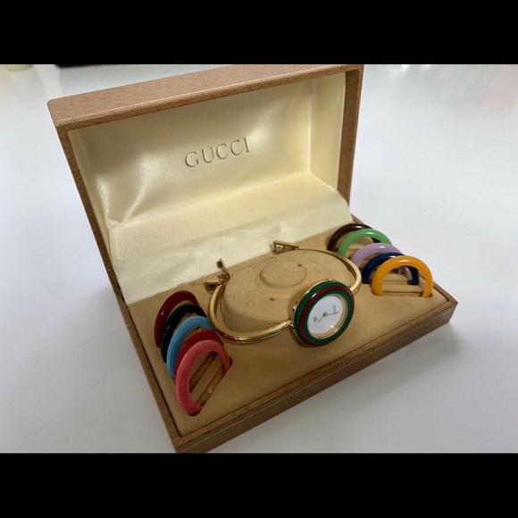 *SOLD* Authentic Gucci Bezel Watch - Picture 2 of 10